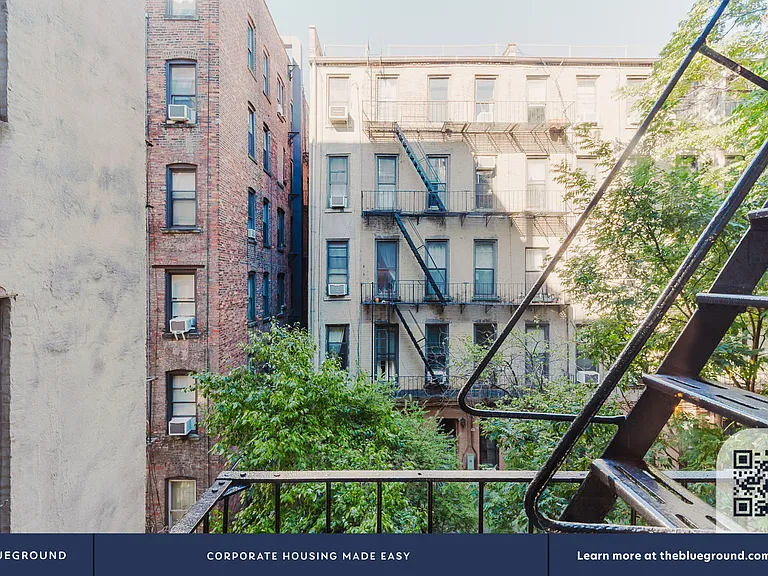 137 Thompson St #5 — Photo 5