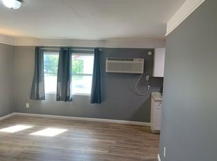 442-446 W Church St, Benton, IL 62812