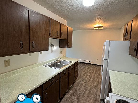 5th image of 1507 11th Ave NE #19