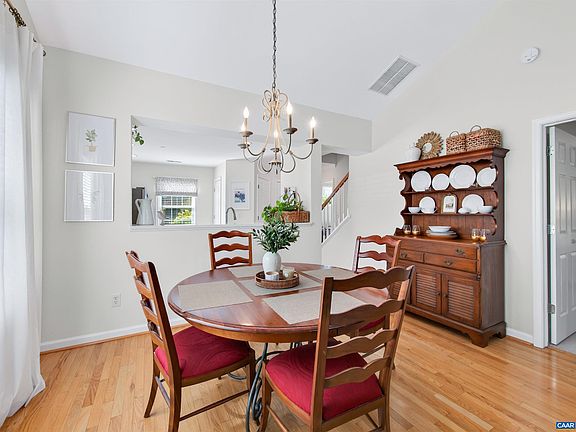 5th image of 1032 Somer Chase Ct