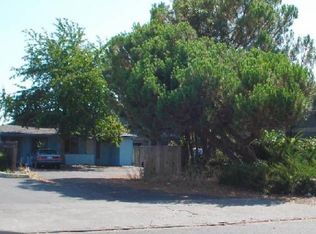 151 Seroba Cir APT 1, Medford, OR 97501