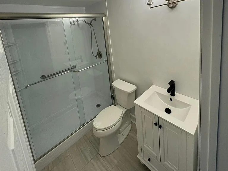1 Clinton Ct #1 — Photo 15