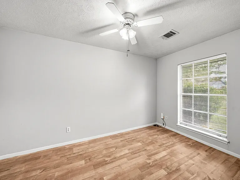 3324 Kathryn Cir — Photo 12