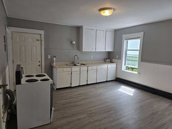 9 Church St APT 2