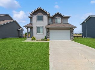 2806 NW 25th St, Ankeny, IA 50023
