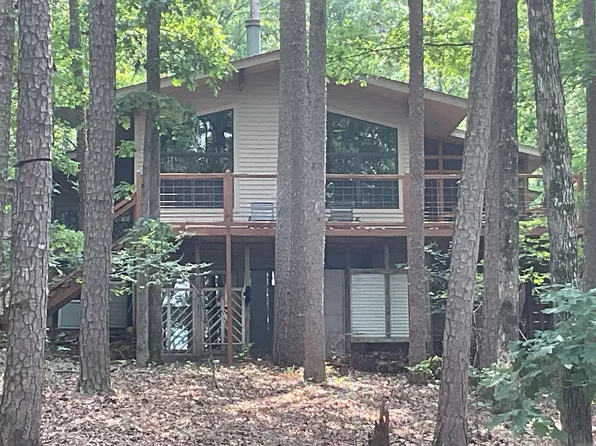 935 Christopher Dr, Quitman, AR 72131