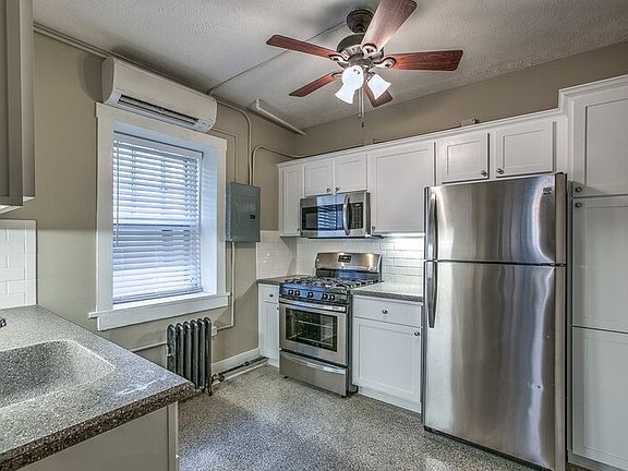 5th image of 820 S 25th Ave APT 2