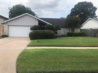 9430 Benning Dr, Houston, TX 77031