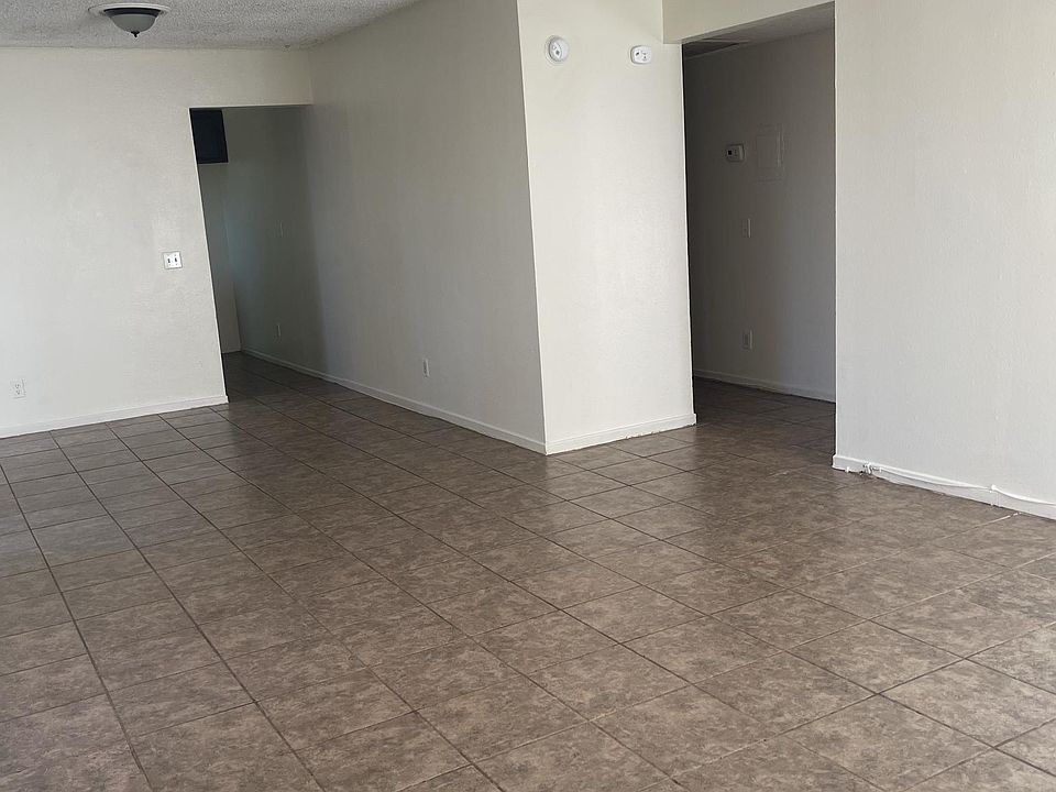 1st image of 284 E Thornton Ave