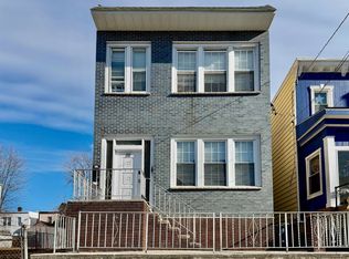 86 Pamrapo Ave, Jersey City, NJ
