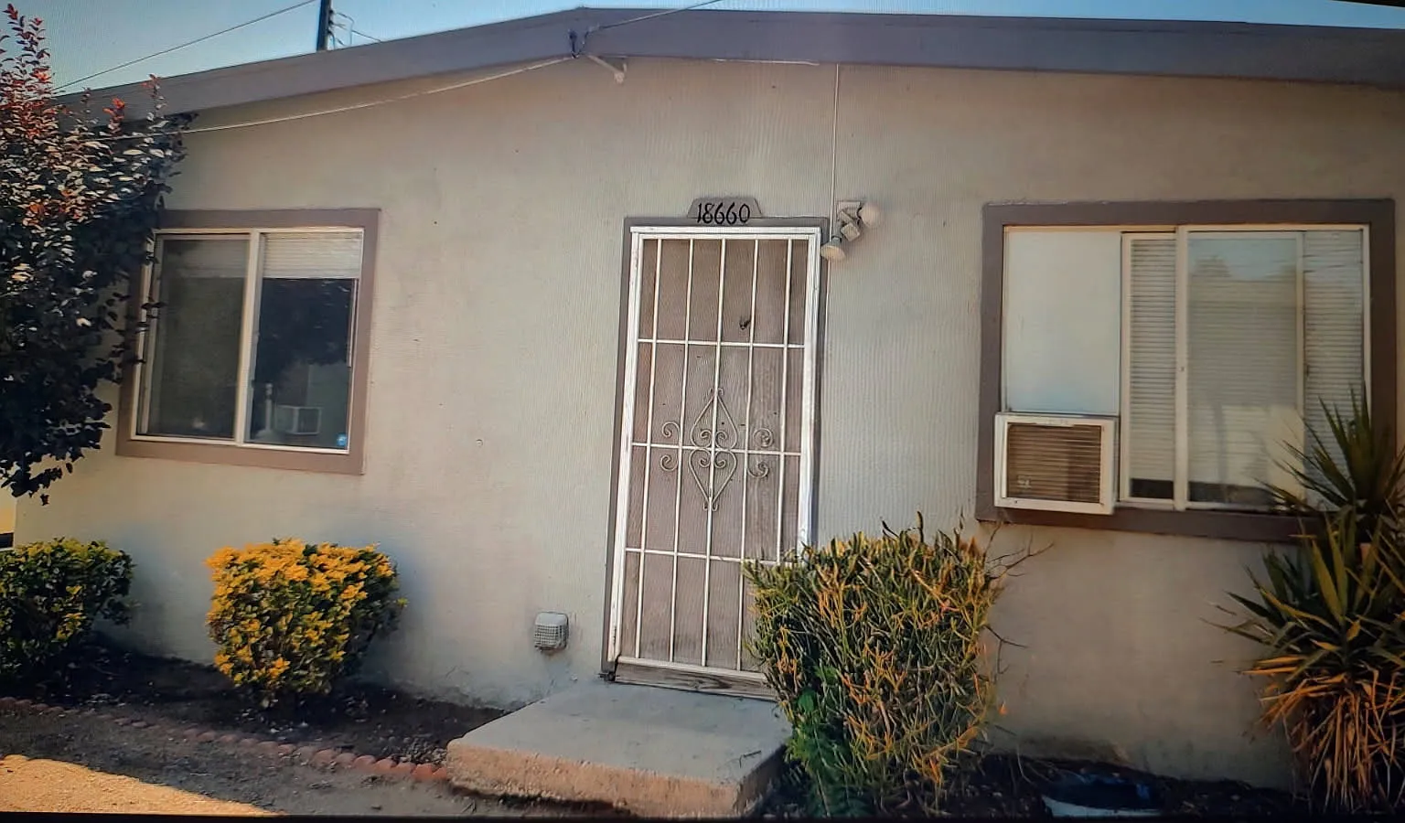2 bed, 725 sqft, $1,800 — Photo 1