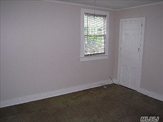 3rd image of 322 Union Ave