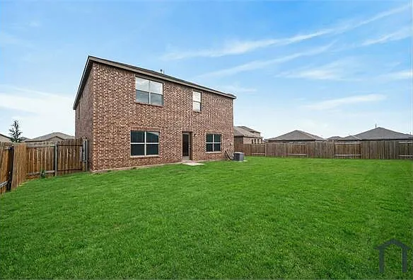 2105 Rougle Ct — Photo 18