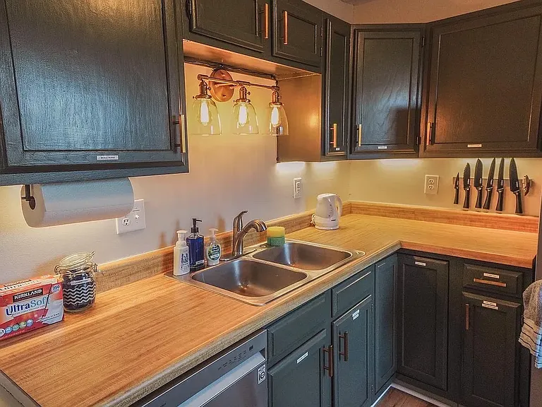 Renovated kitchen with all like new appliances