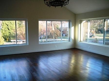 3rd image of 7024 Old Dominion Dr
