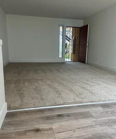 2838 Monroe Ave — Photo 4