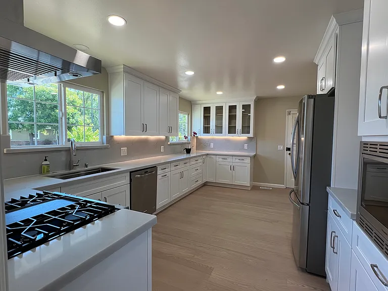 1159 Runnymede Dr — Photo 9