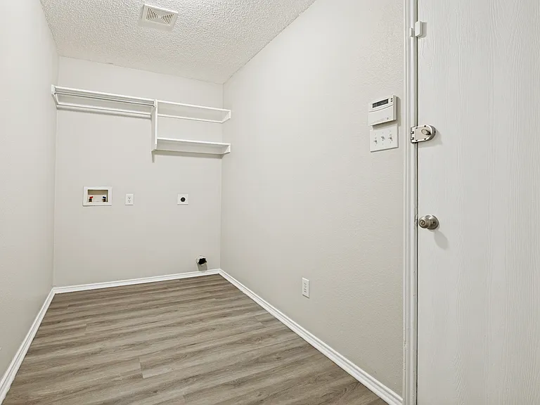 1715 Treasure Cay Dr — Photo 24