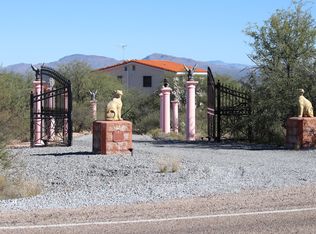 890 W Jennella Dr, Benson, AZ 85602