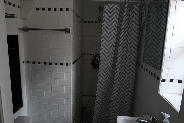 Rented by Spot It Realty LLC | media 15