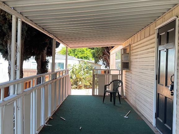 2nd image of 512 Lisa Ln #512