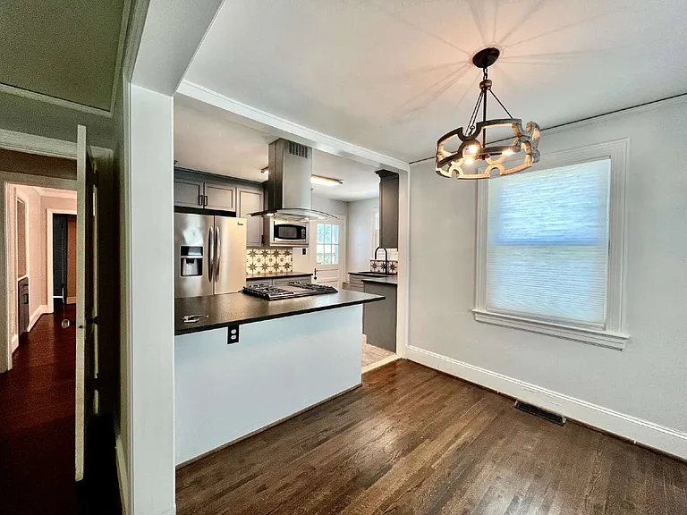 2637 Chesterfield Ave — Photo 20