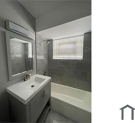 7806 S Troy St #16 — Photo 5