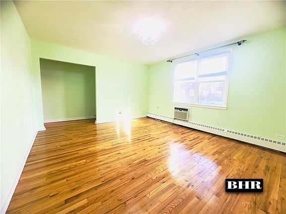 5th image of 2042 E 57th St #98A