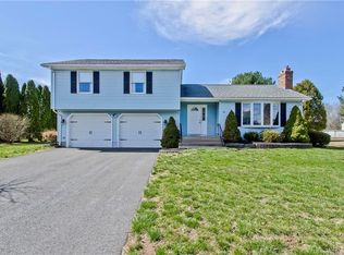 64 Spruceland Rd, Enfield, CT 06082