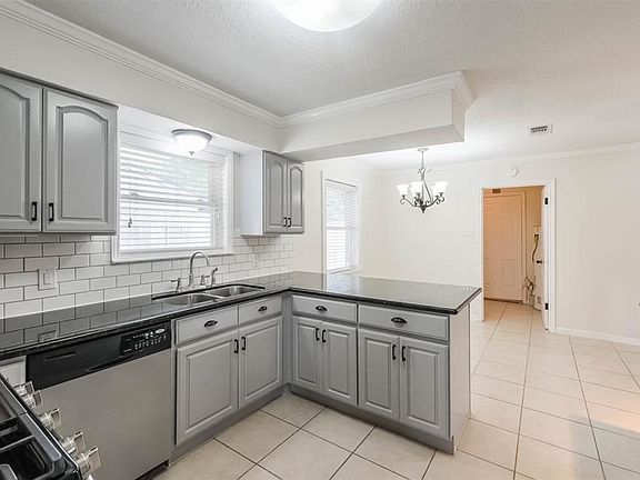 5th image of 8010 Twin Hills Dr
