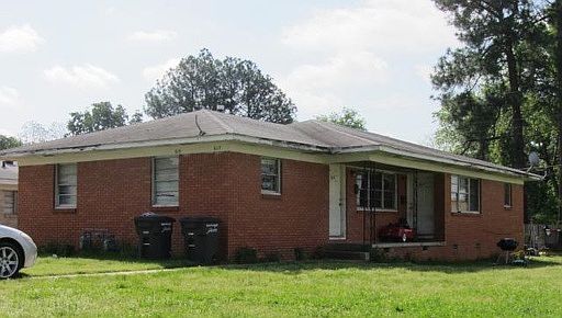 1st image of 615 Lenora And 617 St