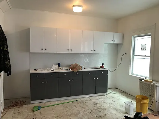 Rented by Premier Metro Realty Corp | media 26