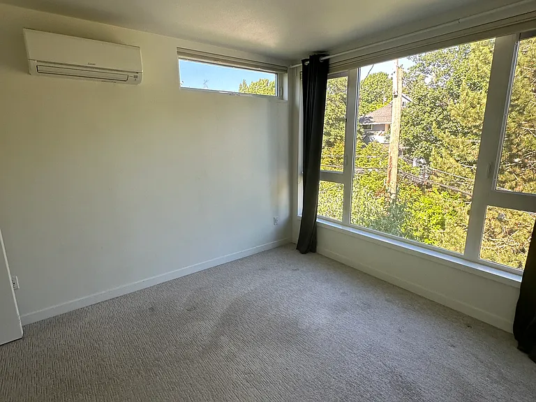 714B 11th Ave E — Photo 13