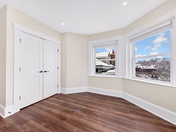 5th image of 105 School St #3