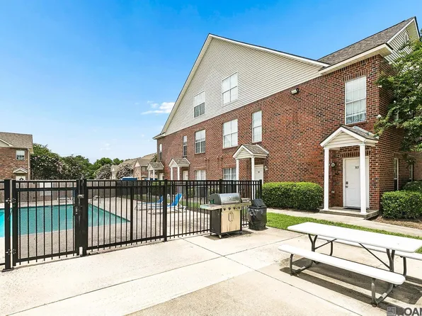 4625 Burbank Dr APT 304, Baton Rouge, LA 70820