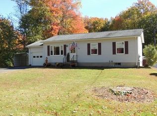 25 Fuller St, Belchertown, MA 01007