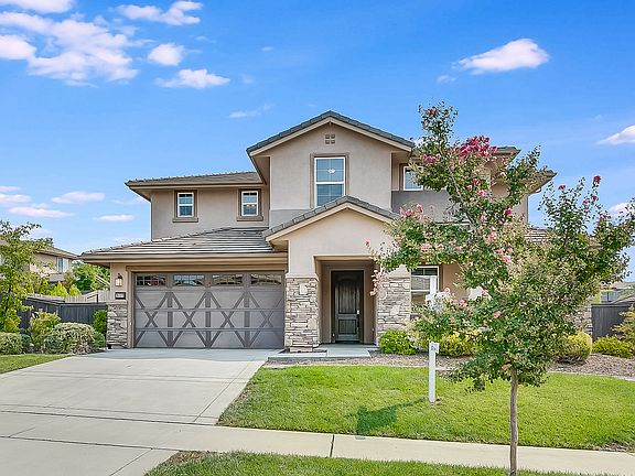3rd image of 3117 Aldridge Way