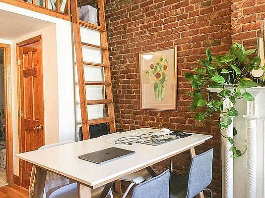 4th image of 42 W 73rd St APT 3F