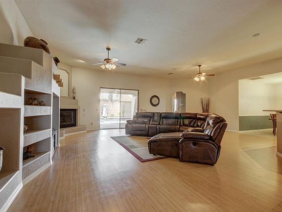 5th image of 14604 W Fairmount Ave