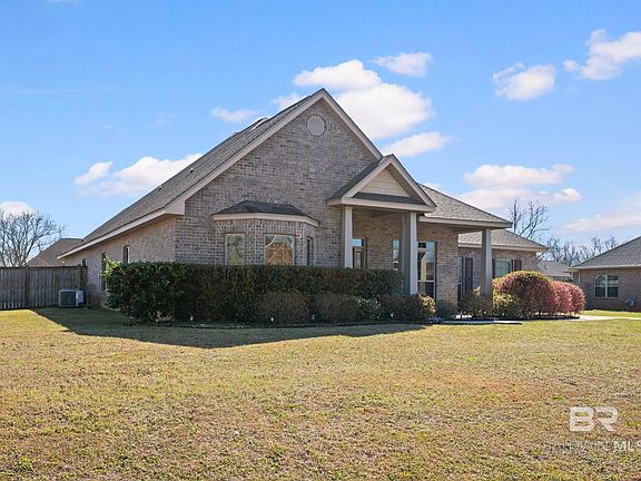 3rd image of 23882 Limerick Ln