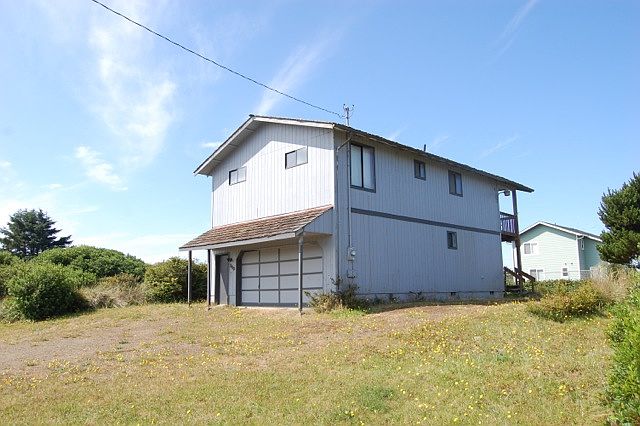 1st image of 569 Ocean Shores Blvd SW