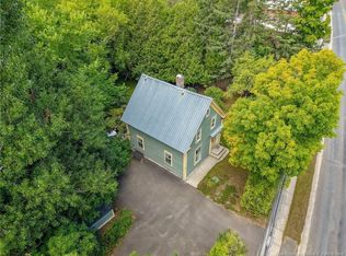 185 Canada St, Fredericton, NB E3A3Z9