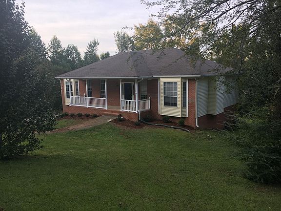 3rd image of 375 Woodhaven Dr