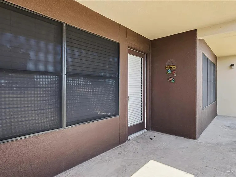 2900 Ashley Dr #101 — Photo 1