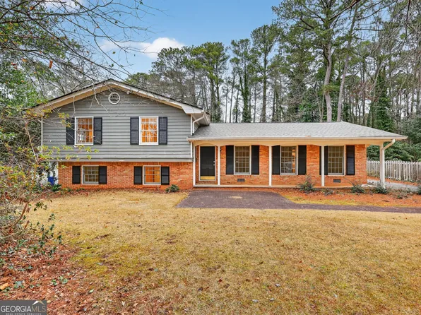 4218 Durham Cir, Stone Mountain, GA 30083