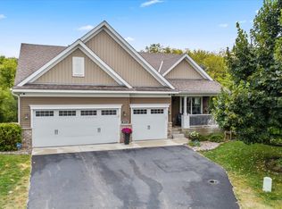 3915 Trail Point Ct NW, Prior Lake, MN 55372