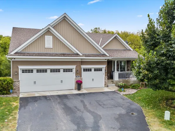 3915 Trail Point Ct NW, Prior Lake, MN 55372