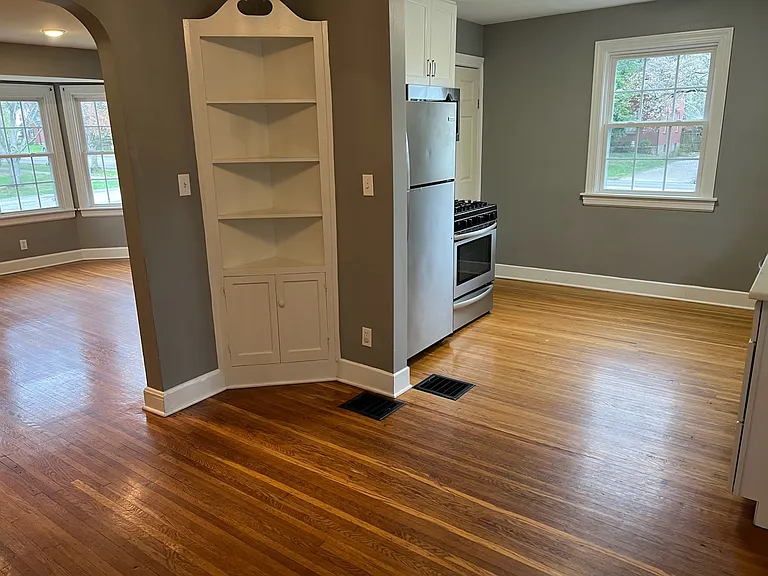 4318 Briarwood Rd — Photo 8