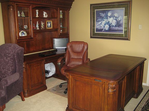 4th image of 8295 Wallinwood Springs Dr