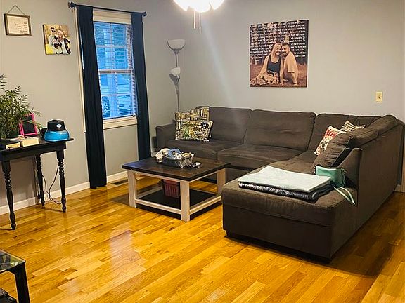 5th image of 105 Village Cir